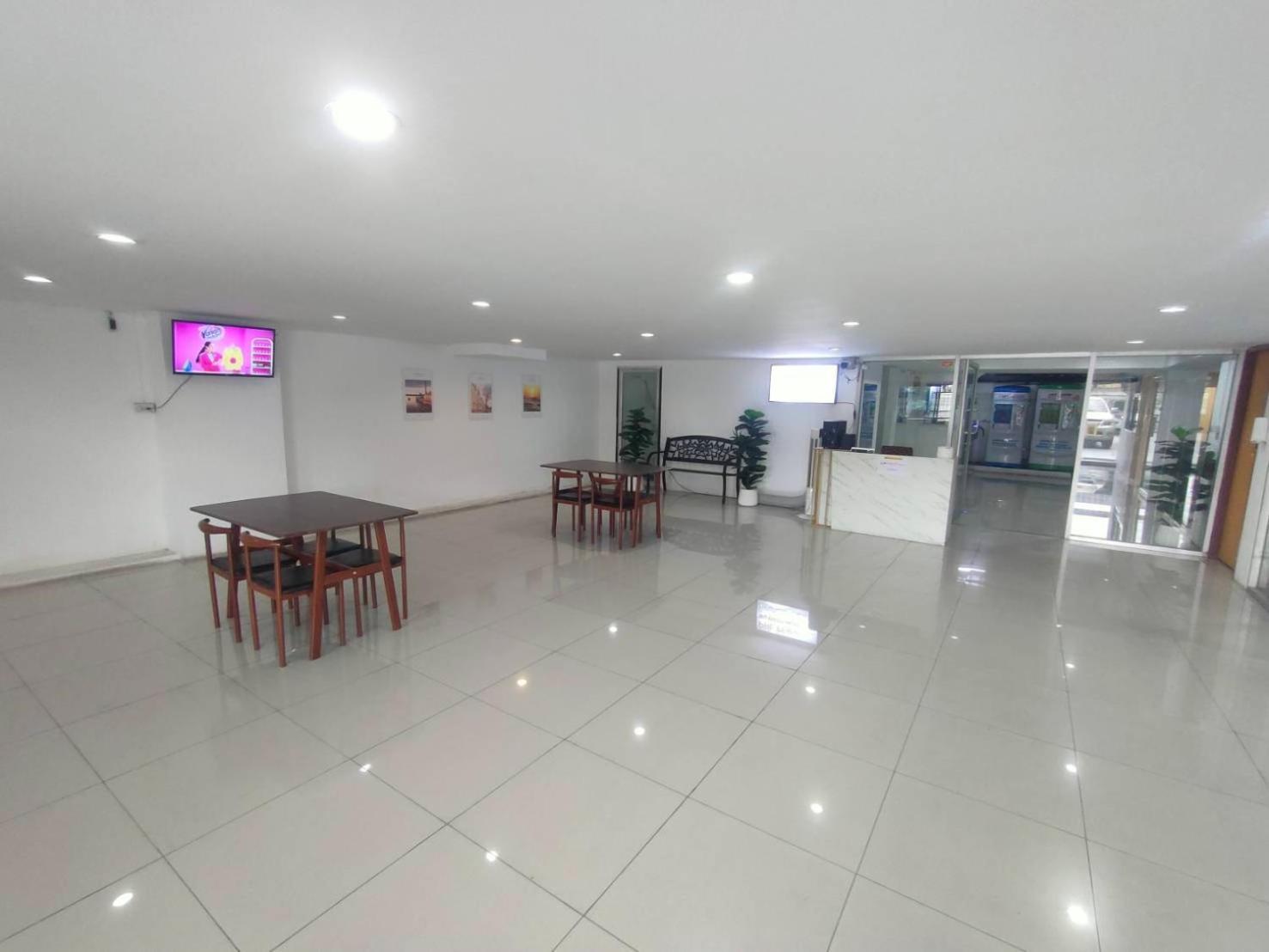 Prl Place Банкок Екстериор снимка